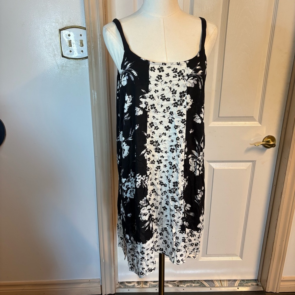 Simply Vera Vera Wang Floral Dress